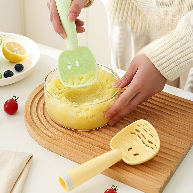 ملعقة طهي متعددة الوظائف مع مص - مراجعة Baby Food Strainer وسعره
