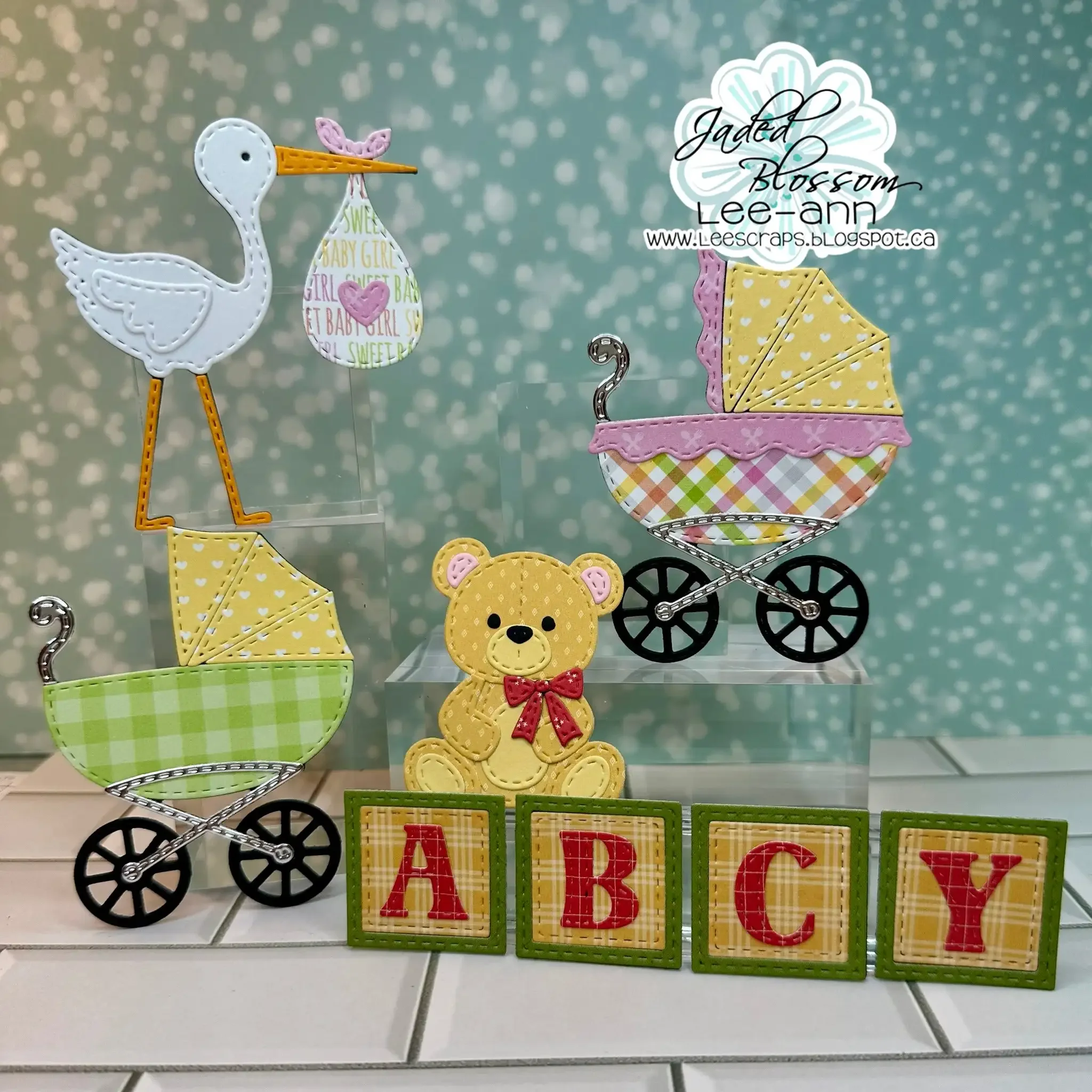 قوالب قطع معدنية جديدة بتصاميم - مراجعة Baby Food Diary وسعره